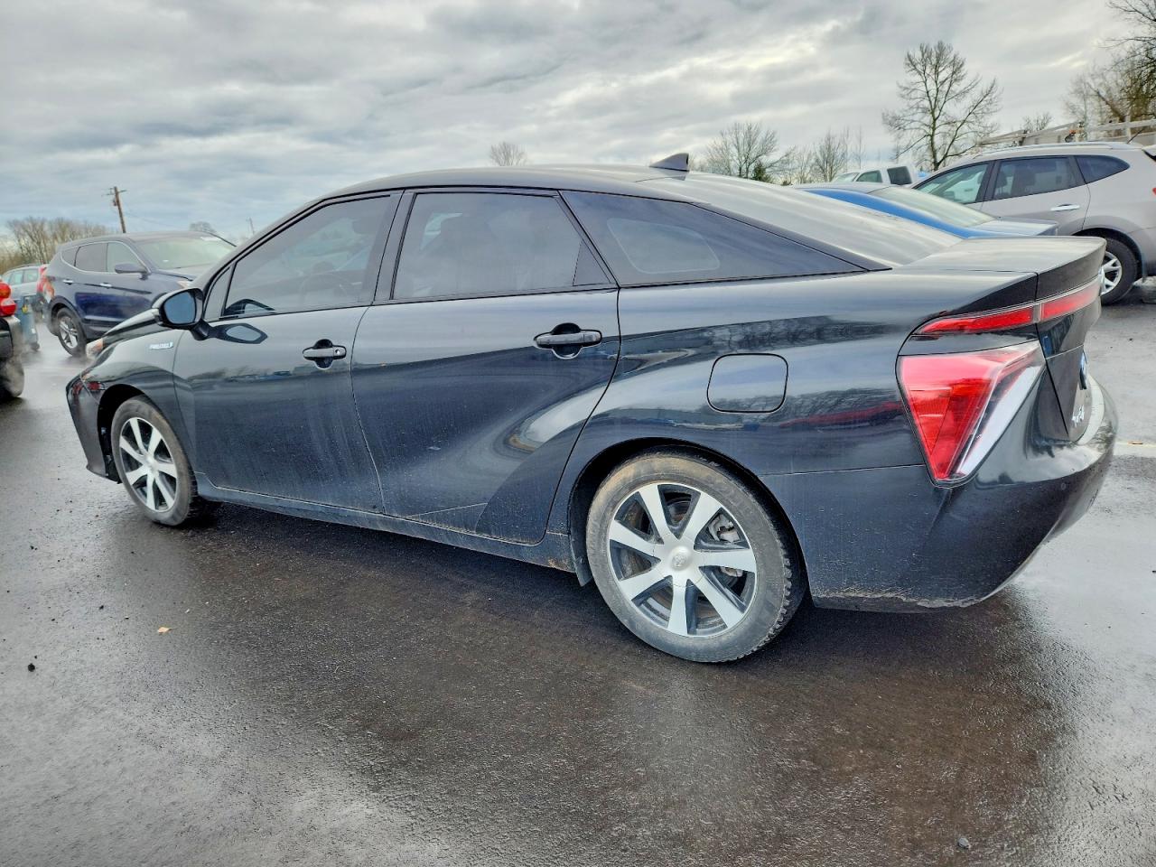 2017 TOYOTA MIRAI photo 2