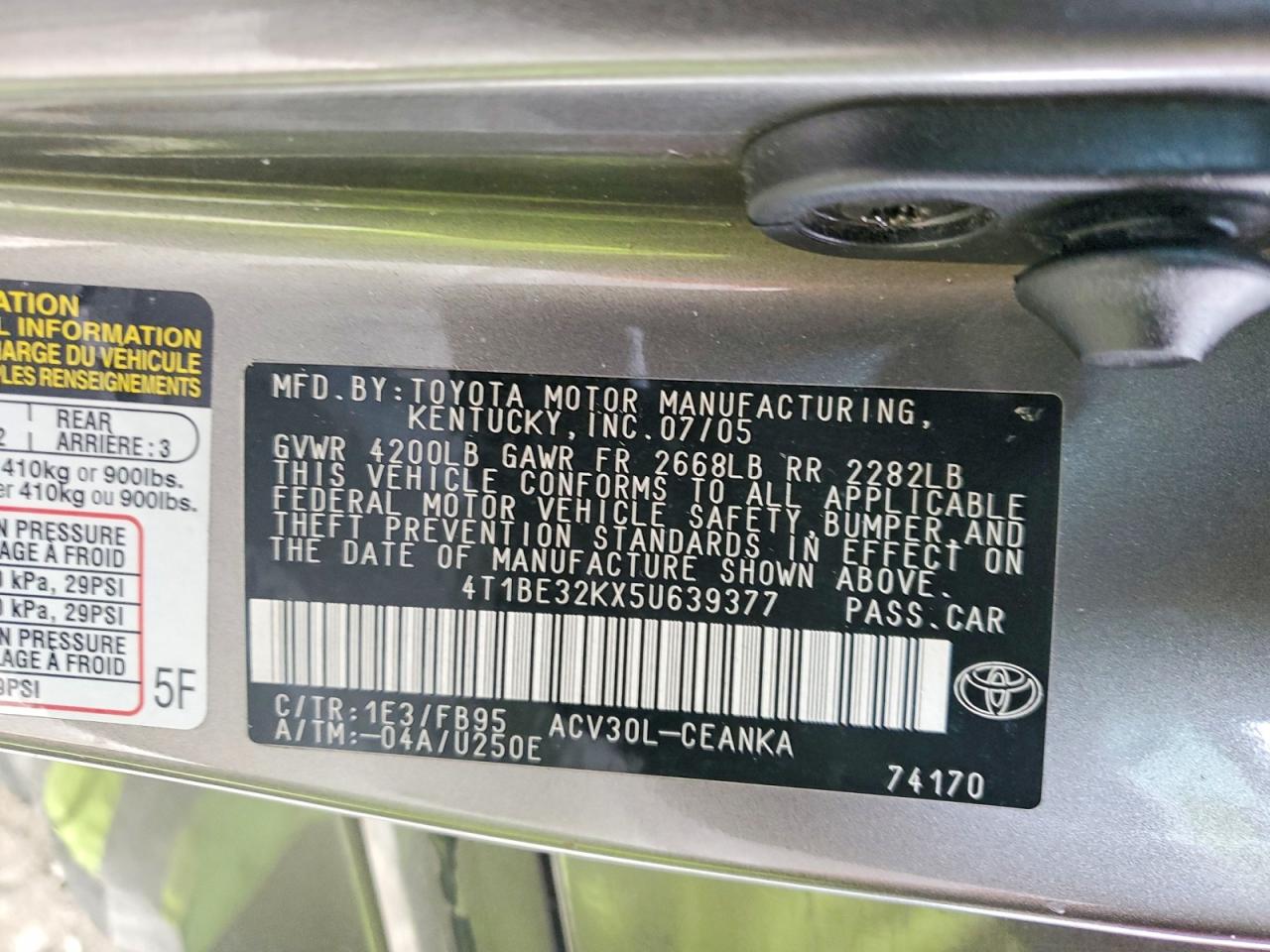 2005 TOYOTA CAMRY LE photo 12