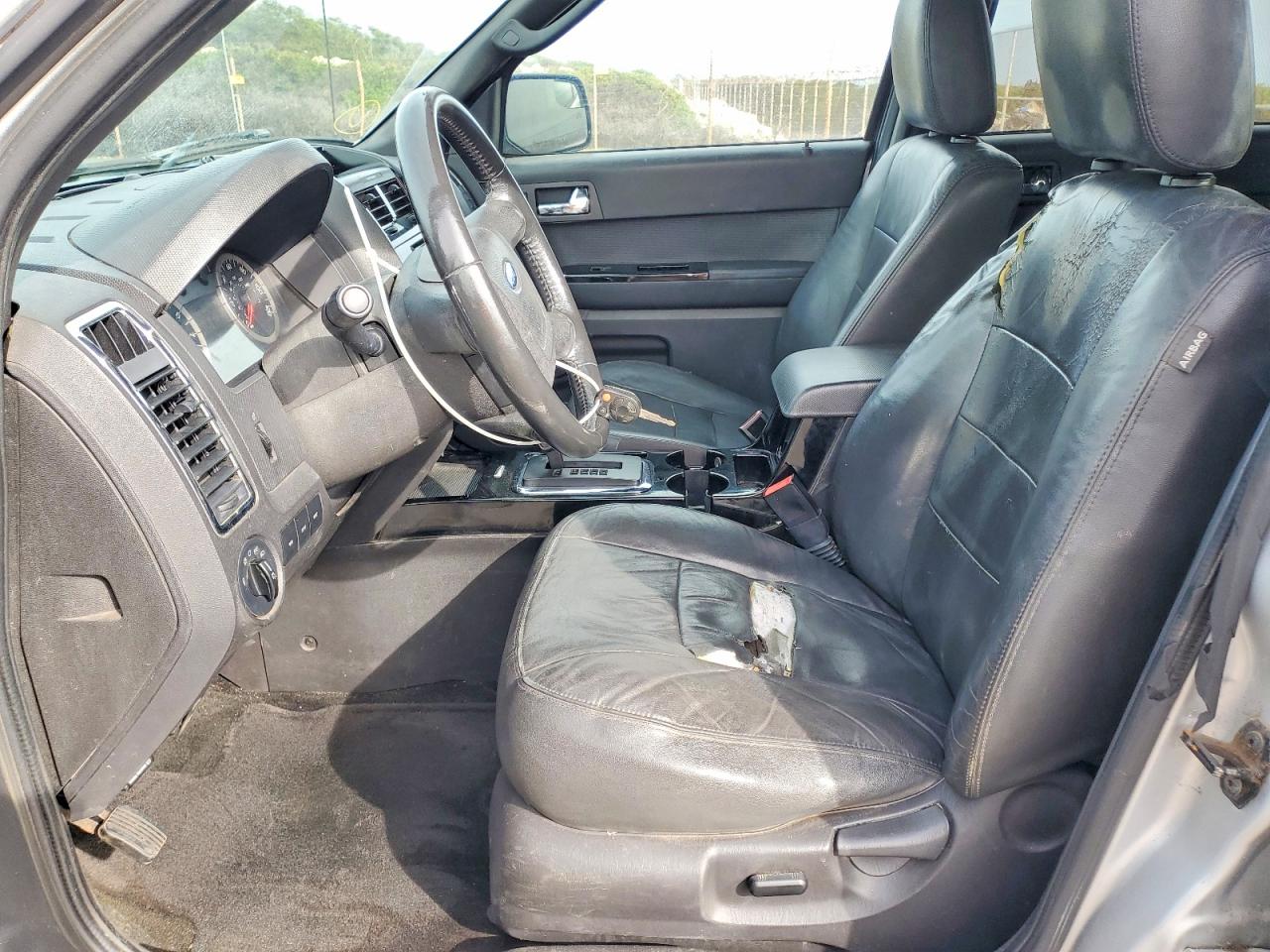 2011 FORD ESCAPE XLT photo 7