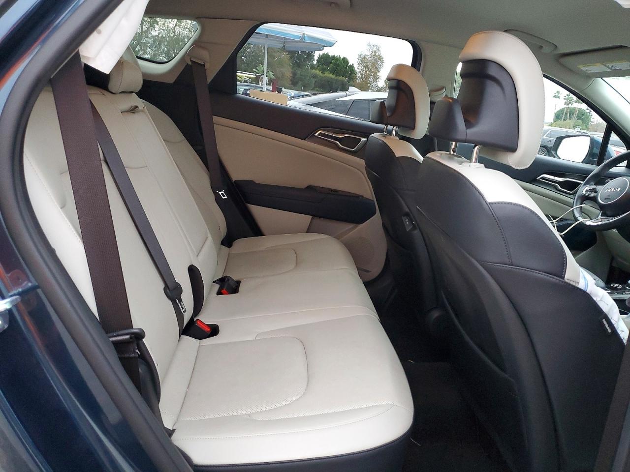 2023 KIA SPORTAGE EX photo 11