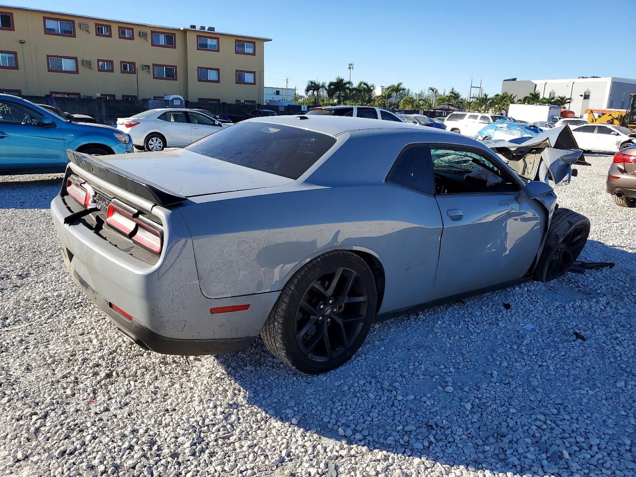 2022 DODGE CHALLENGER GT photo 3
