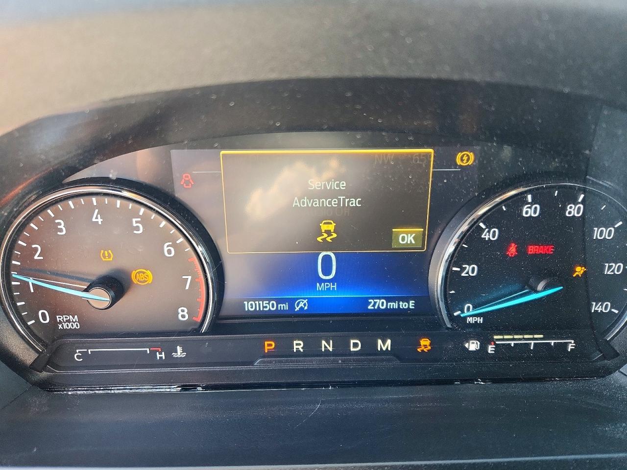 2020 FORD EXPLORER XLT photo 9