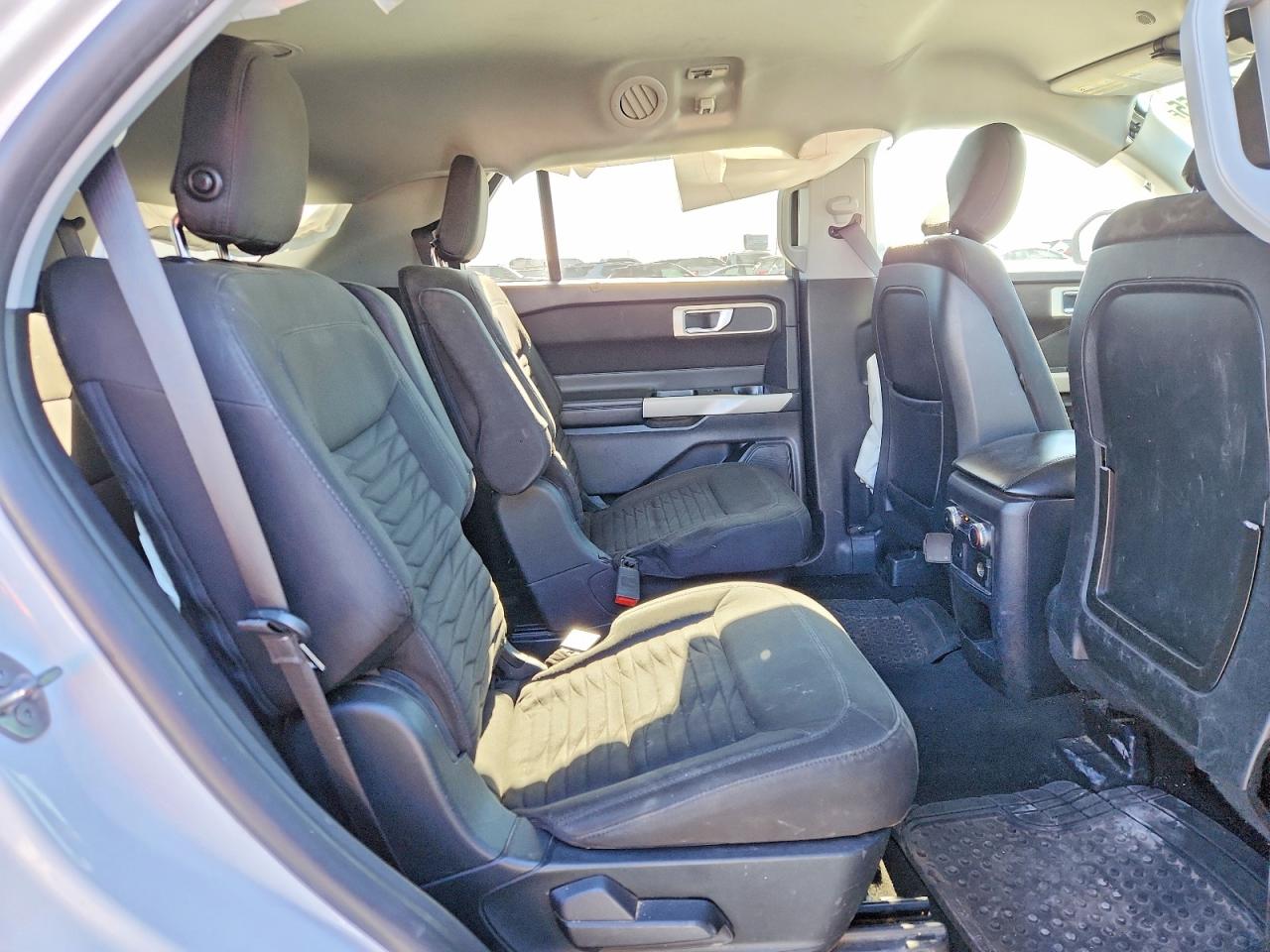 2020 FORD EXPLORER XLT photo 11