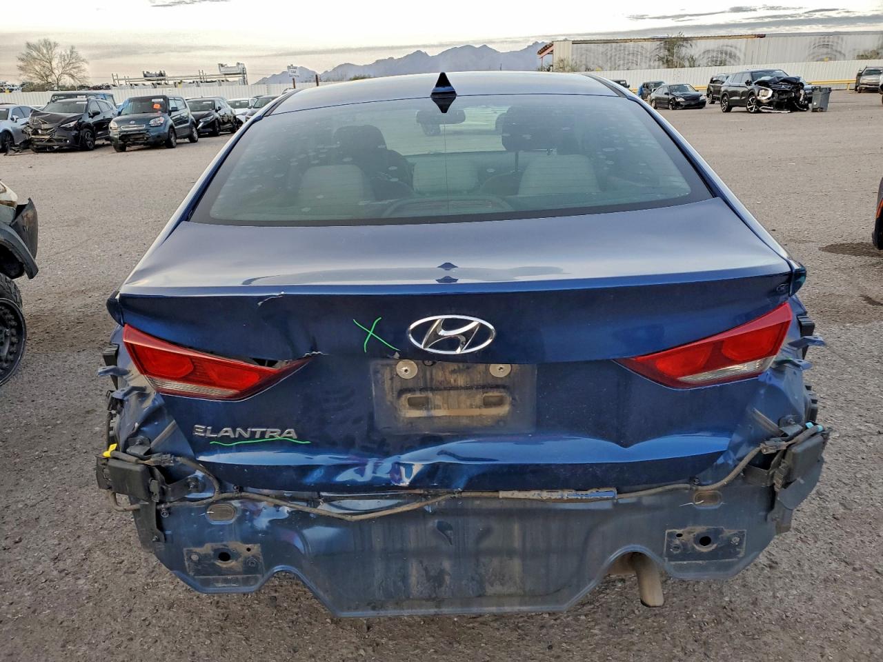 2018 HYUNDAI ELANTRA SEL photo 6