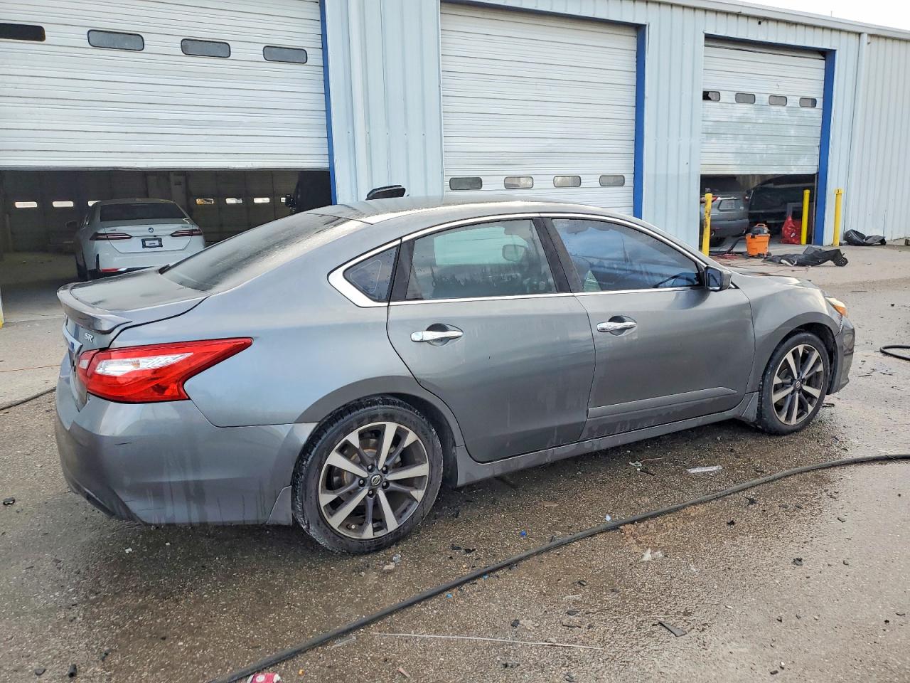 2016 NISSAN ALTIMA 2.5 SR photo 3