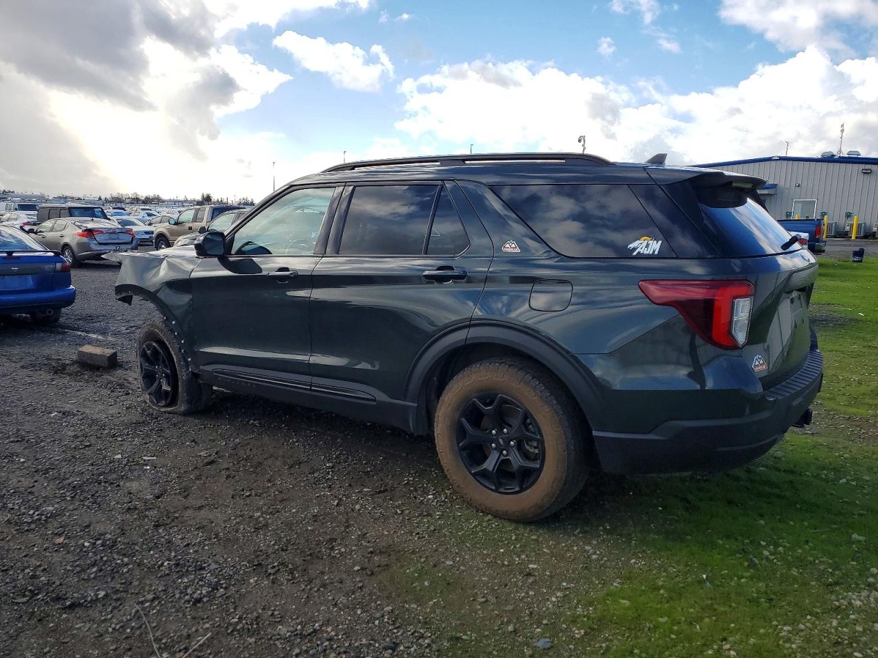 2023 FORD EXPLORER TIMBERLINE photo 2
