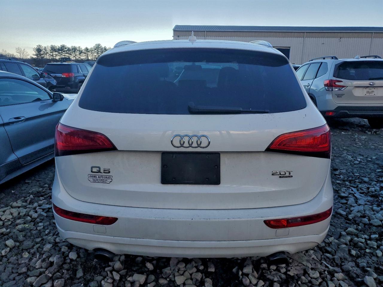 2013 AUDI Q5 photo 11