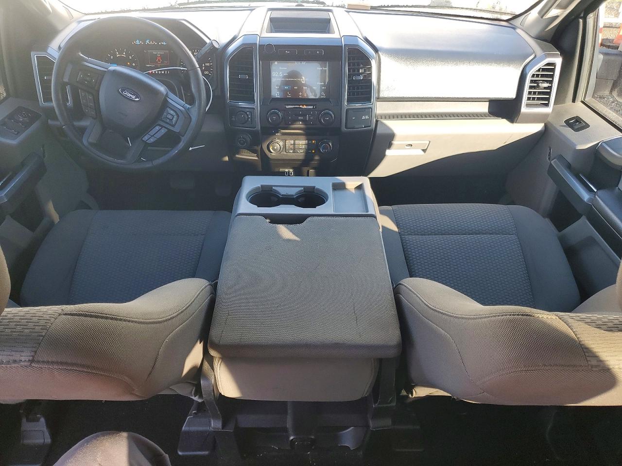 2017 FORD F150 SUPERCREW photo 8