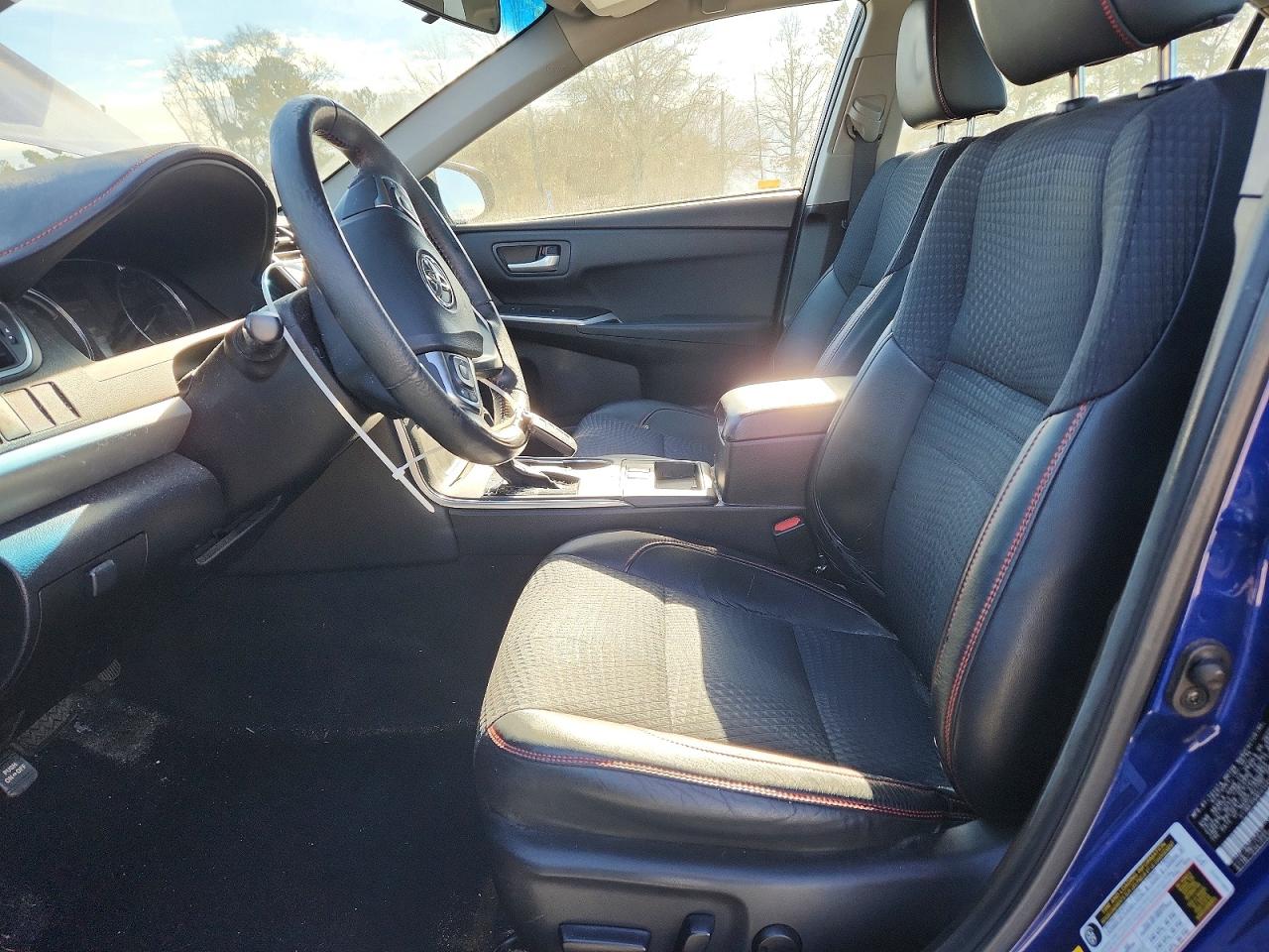 2015 TOYOTA CAMRY HYBRID photo 13