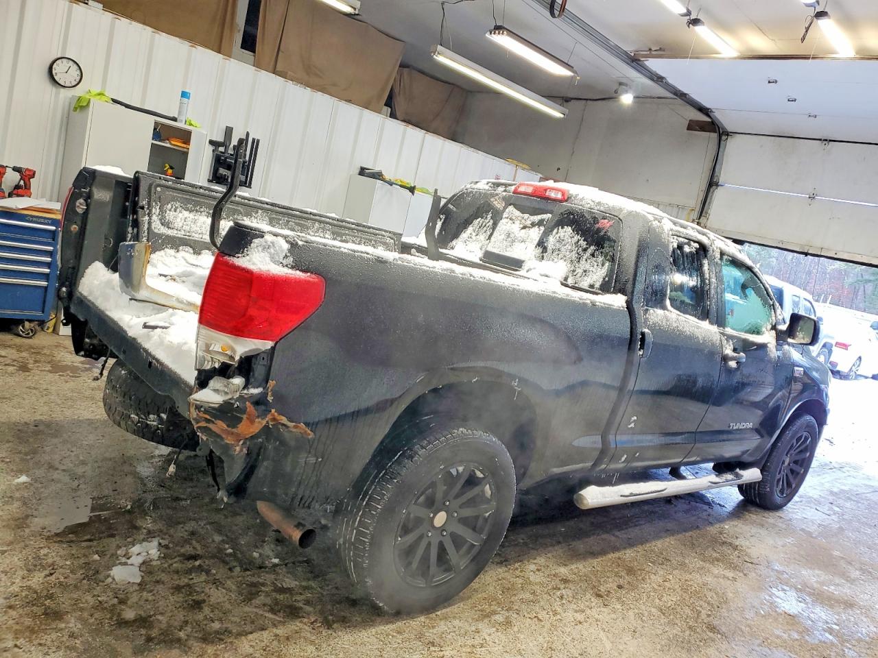 2010 TOYOTA TUNDRA DOUBLE CAB SR5 photo 3