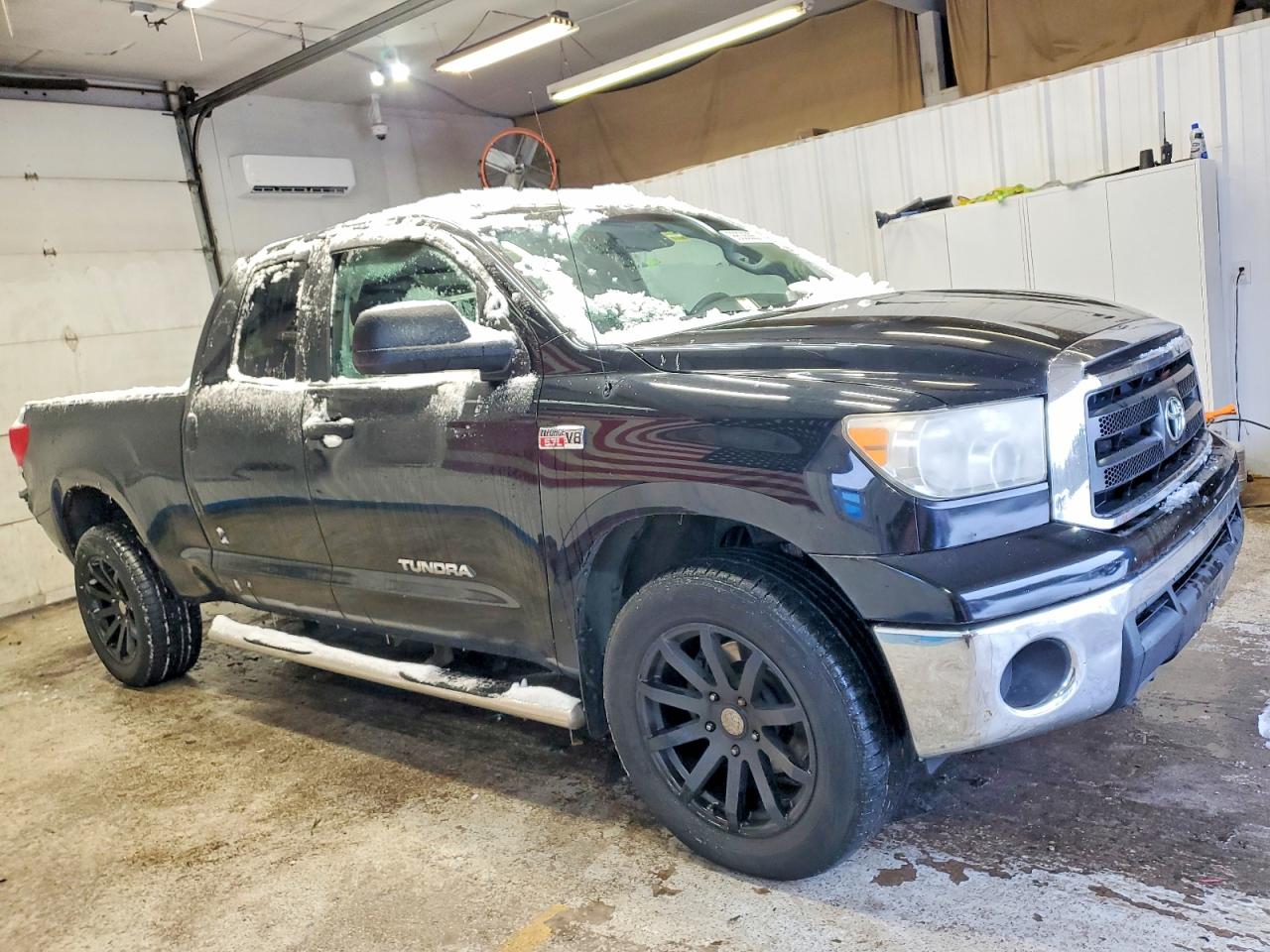2010 TOYOTA TUNDRA DOUBLE CAB SR5 photo 4