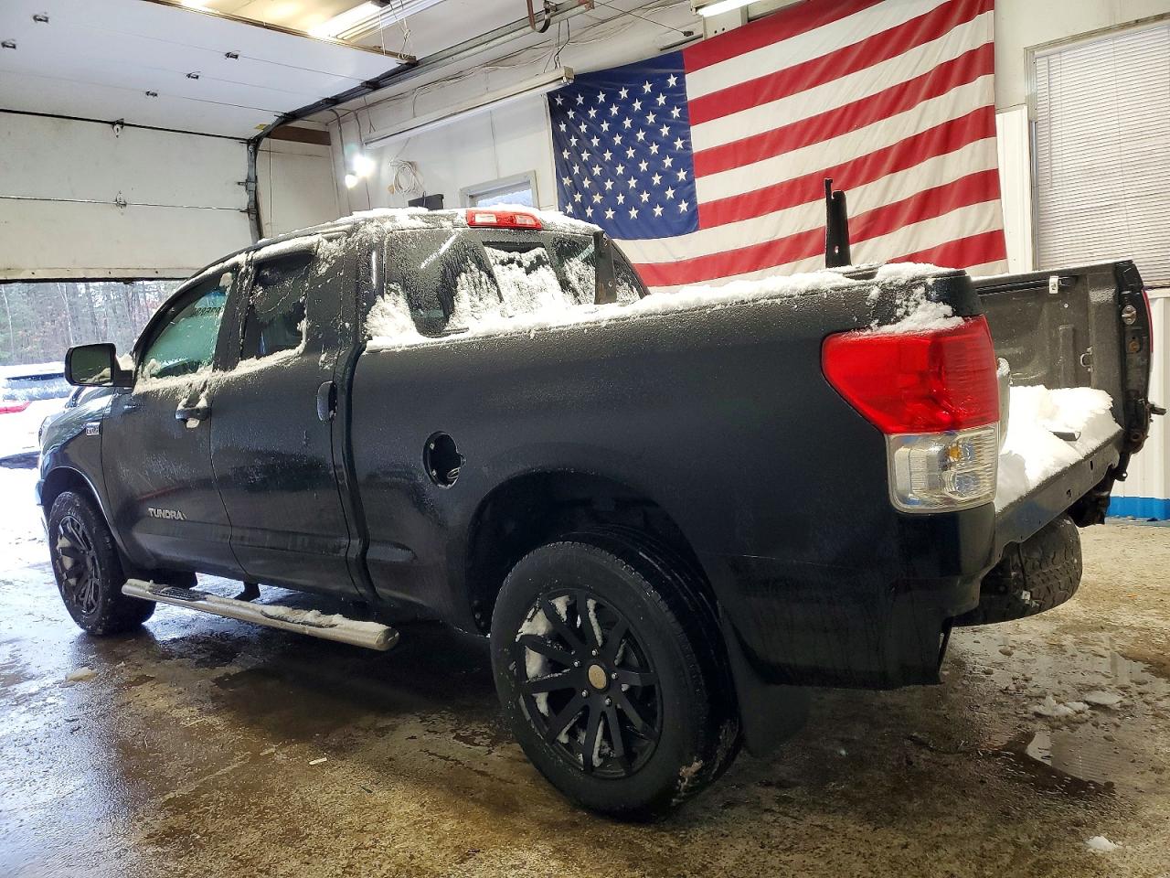 2010 TOYOTA TUNDRA DOUBLE CAB SR5 photo 2