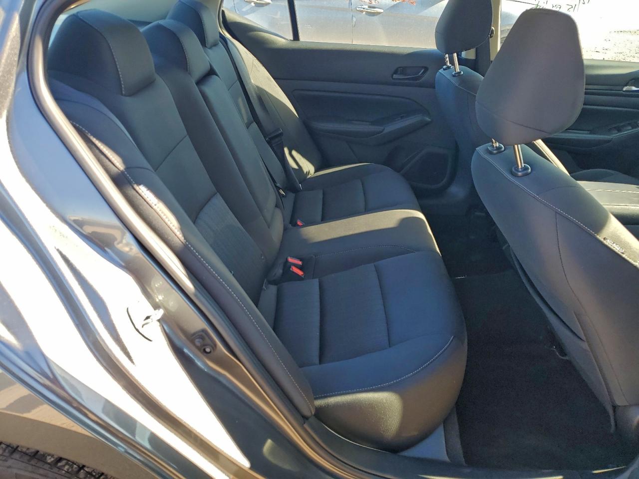 2025 NISSAN ALTIMA SV photo 10