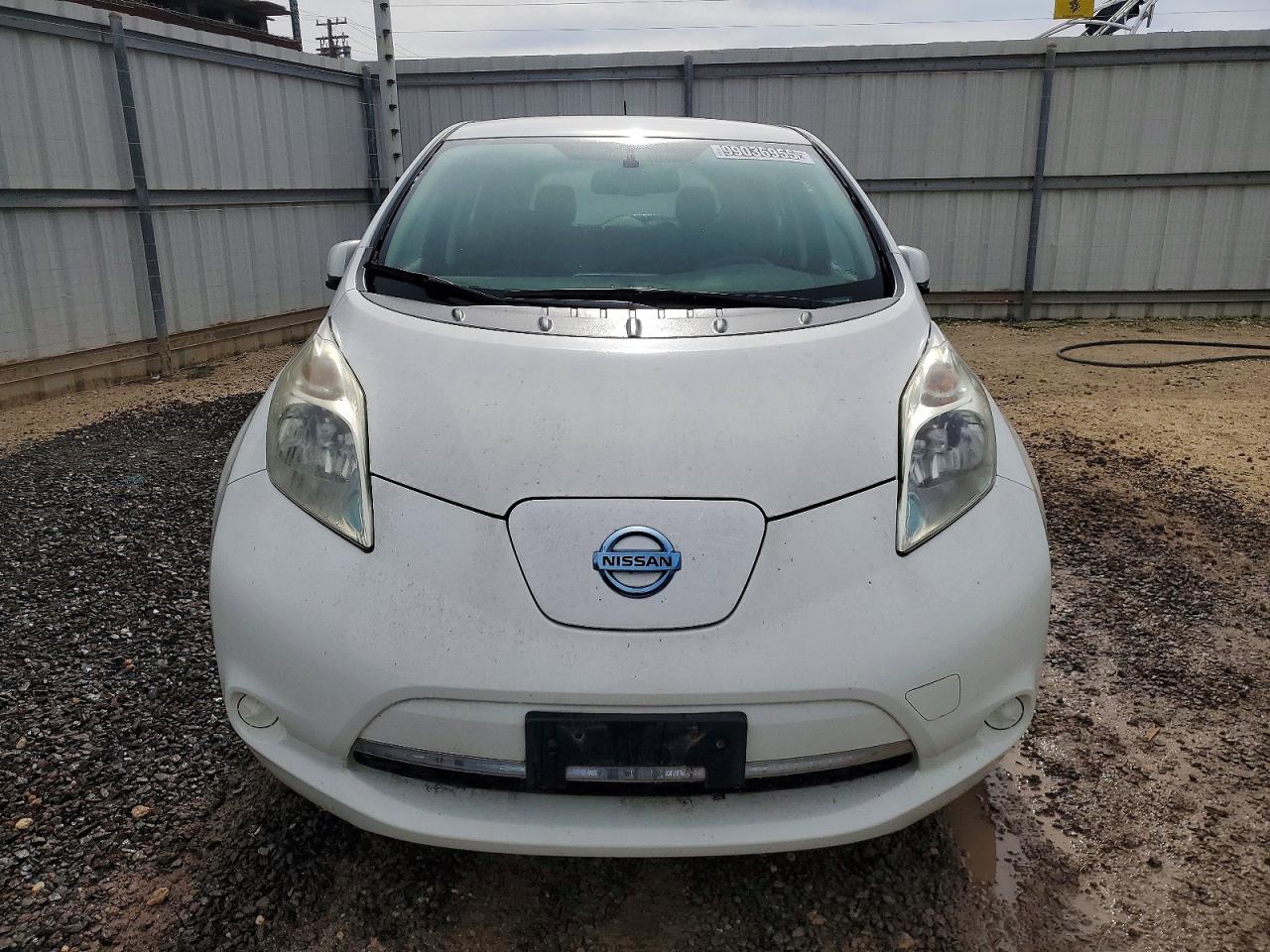 2015 NISSAN LEAF S photo 5