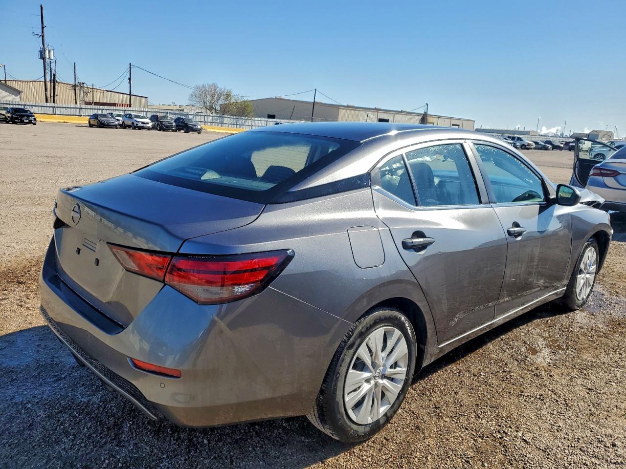 2025 NISSAN SENTRA S photo 3