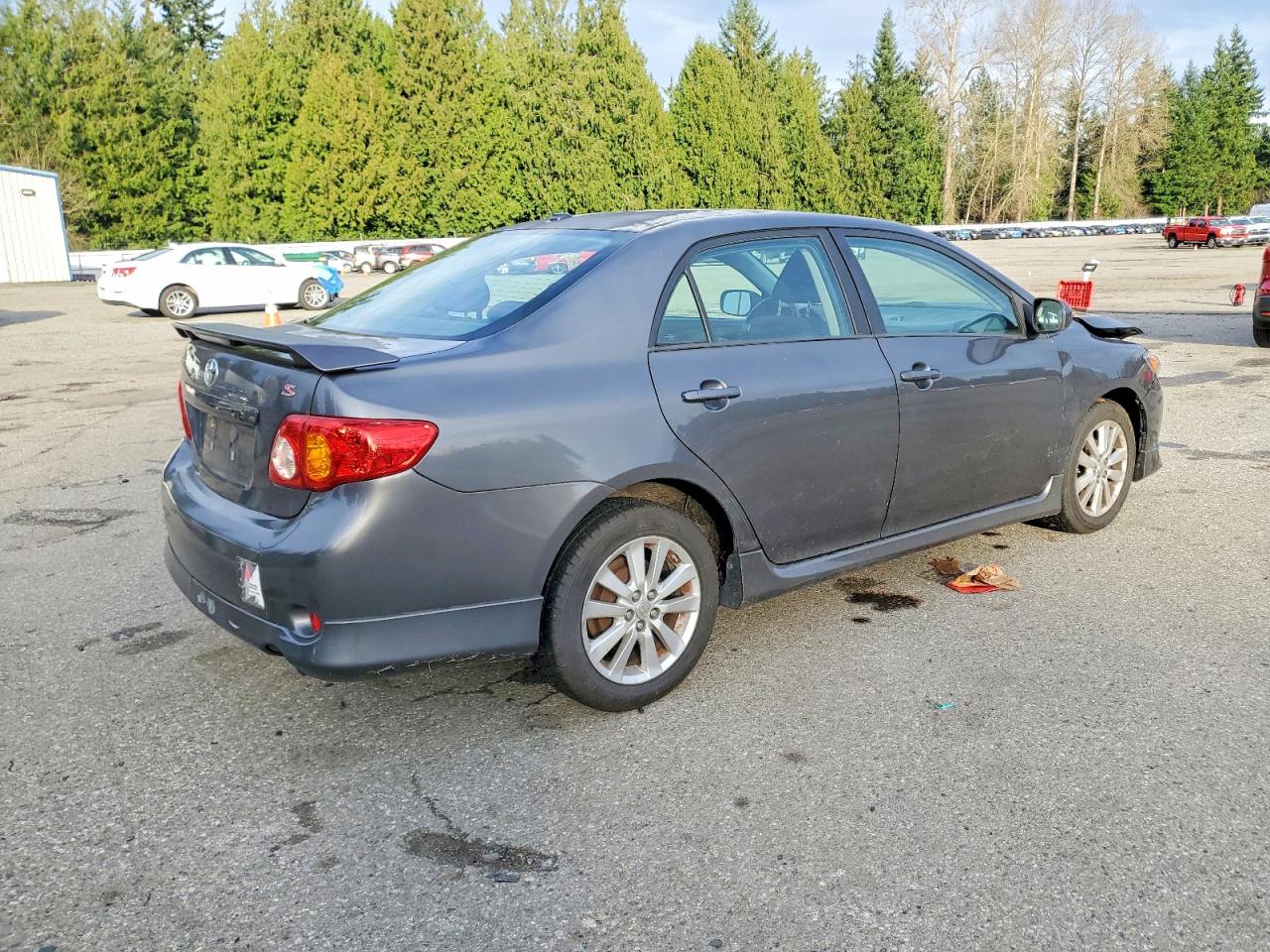 2010 TOYOTA COROLLA BASE photo 3