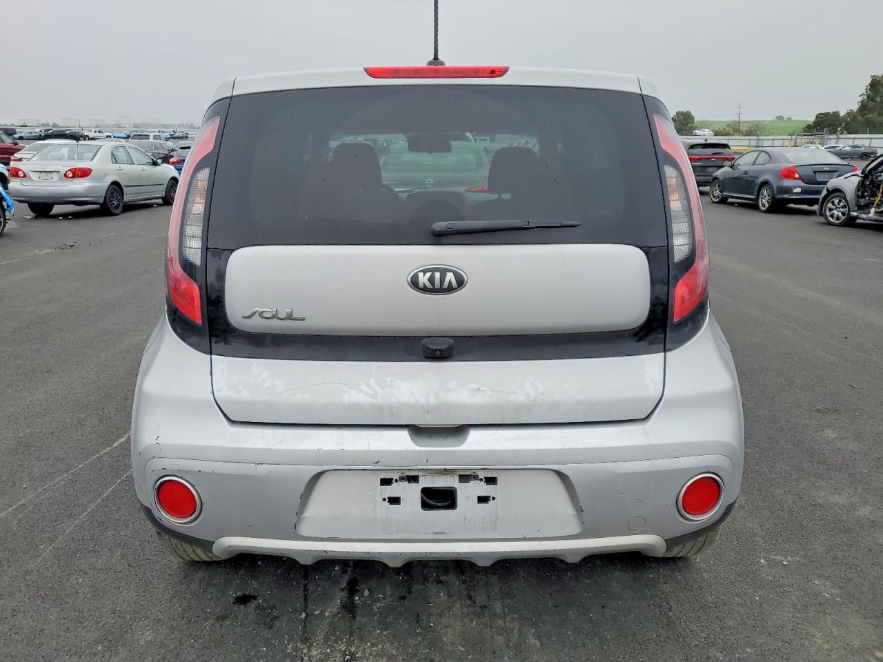 2017 KIA SOUL + photo 6
