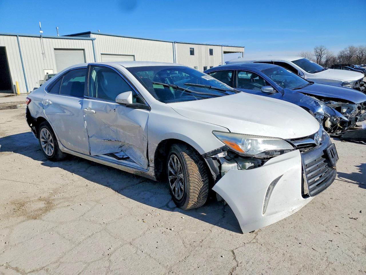 2016 TOYOTA CAMRY LE photo 7