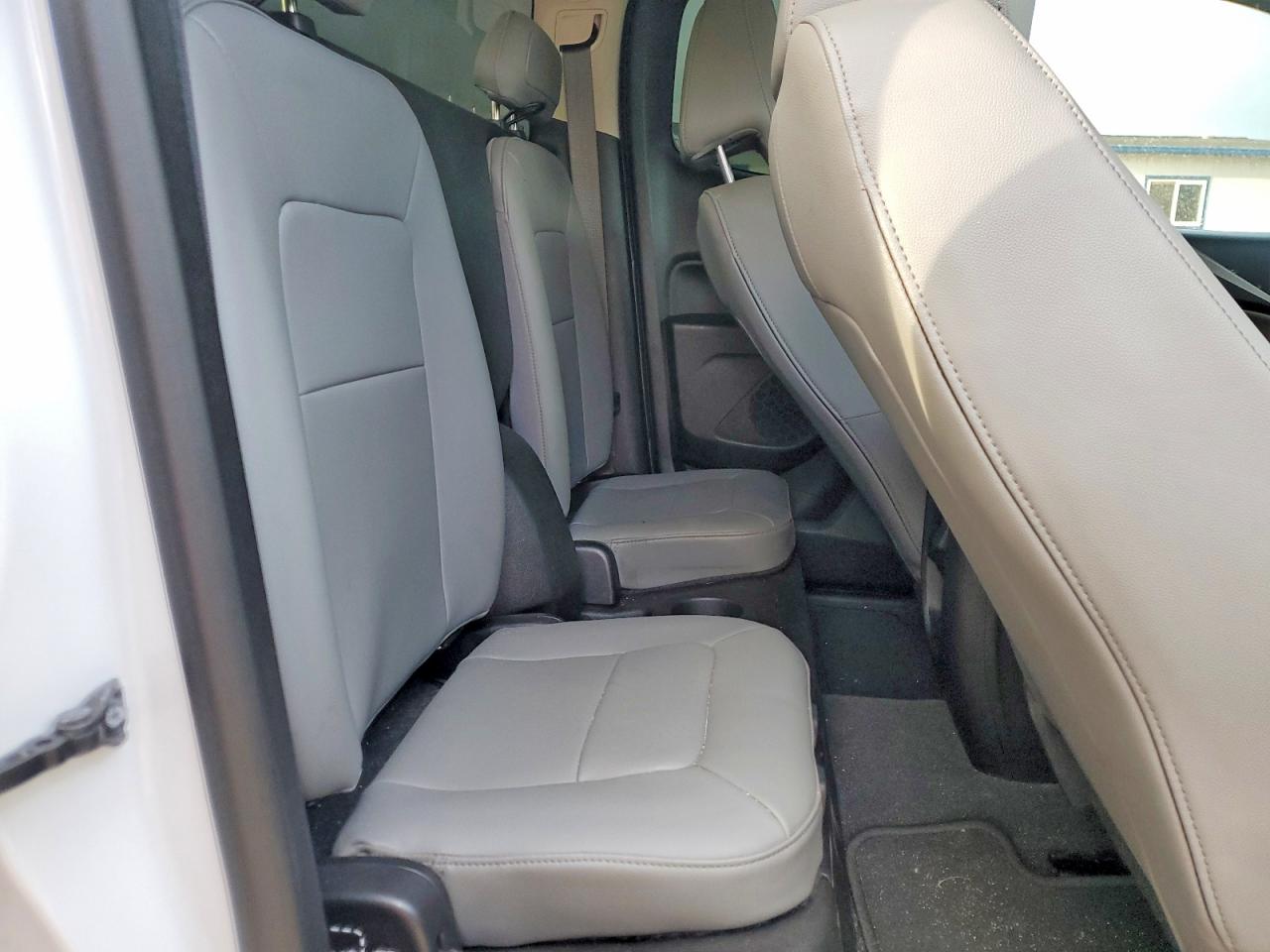2019 CHEVROLET COLORADO photo 10