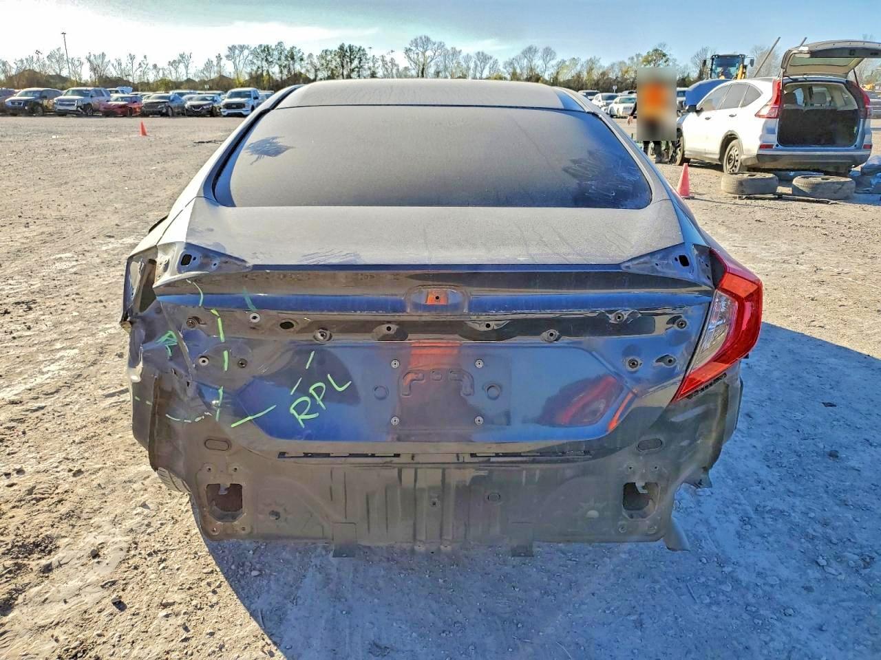 2016 HONDA CIVIC LX photo 11