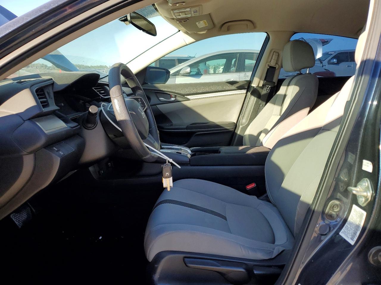 2016 HONDA CIVIC LX photo 13