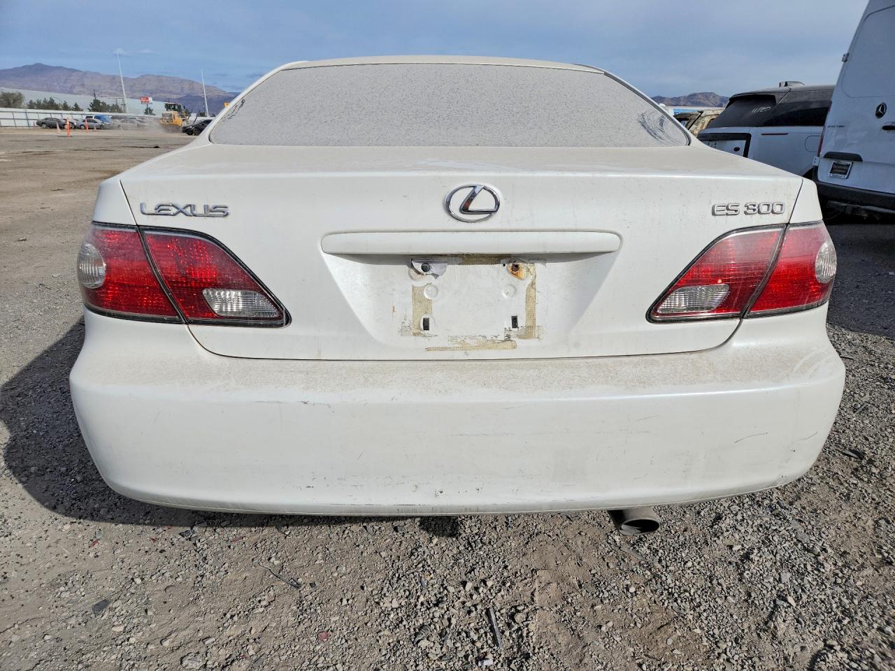 2002 LEXUS ES 300 photo 6