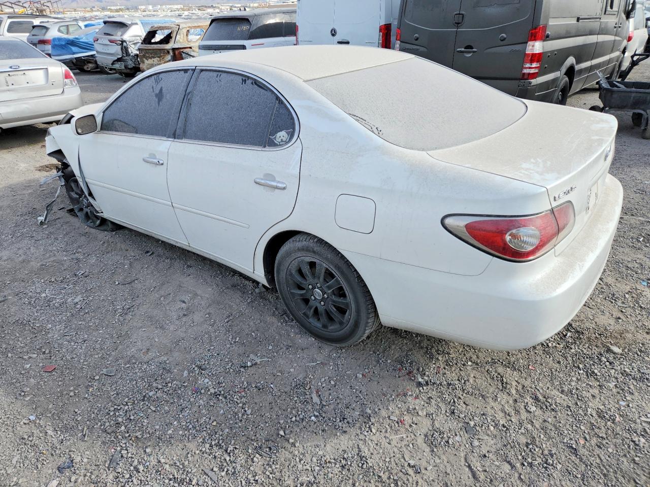 2002 LEXUS ES 300 photo 2