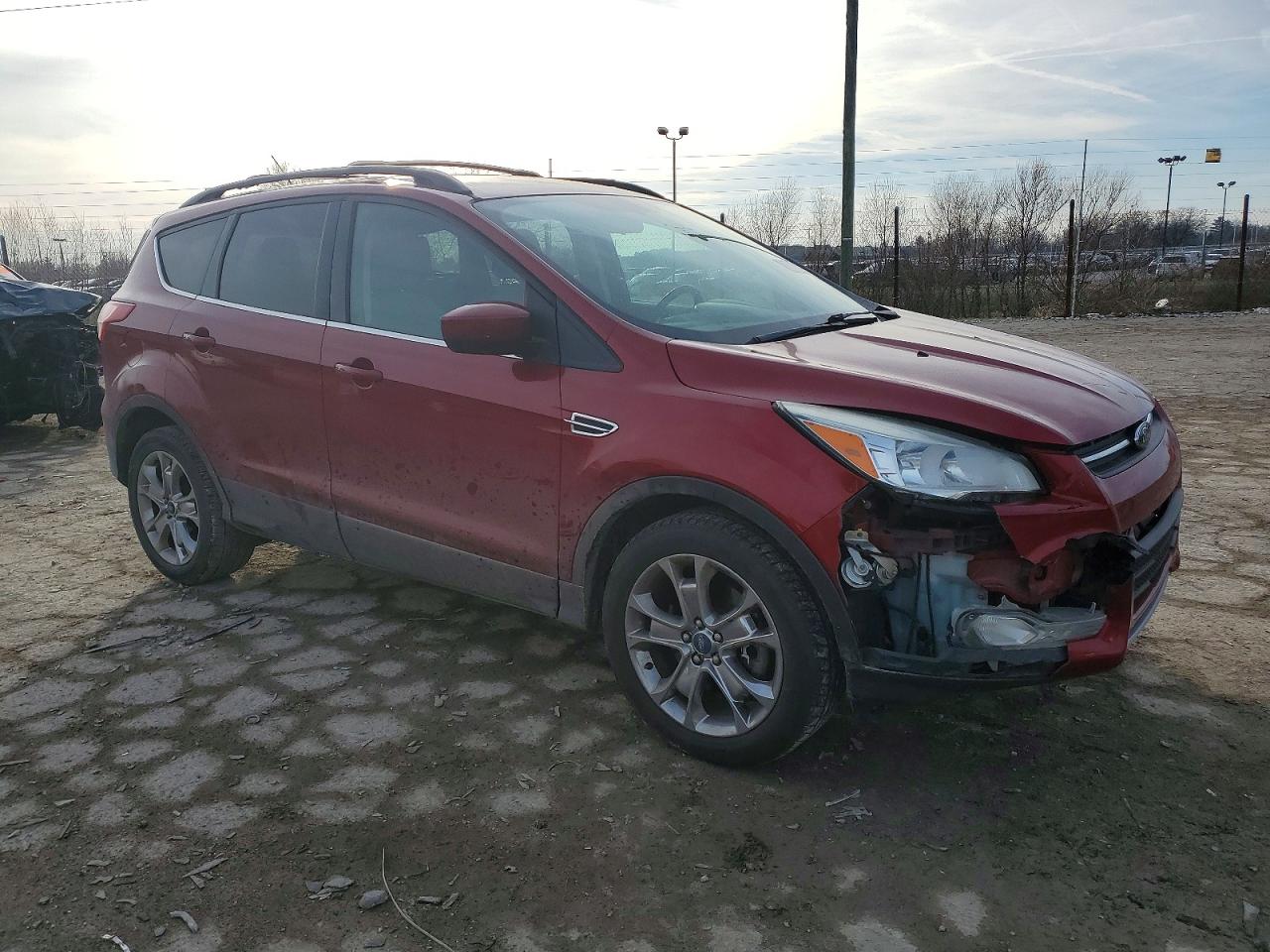 2013 FORD ESCAPE SE photo 4