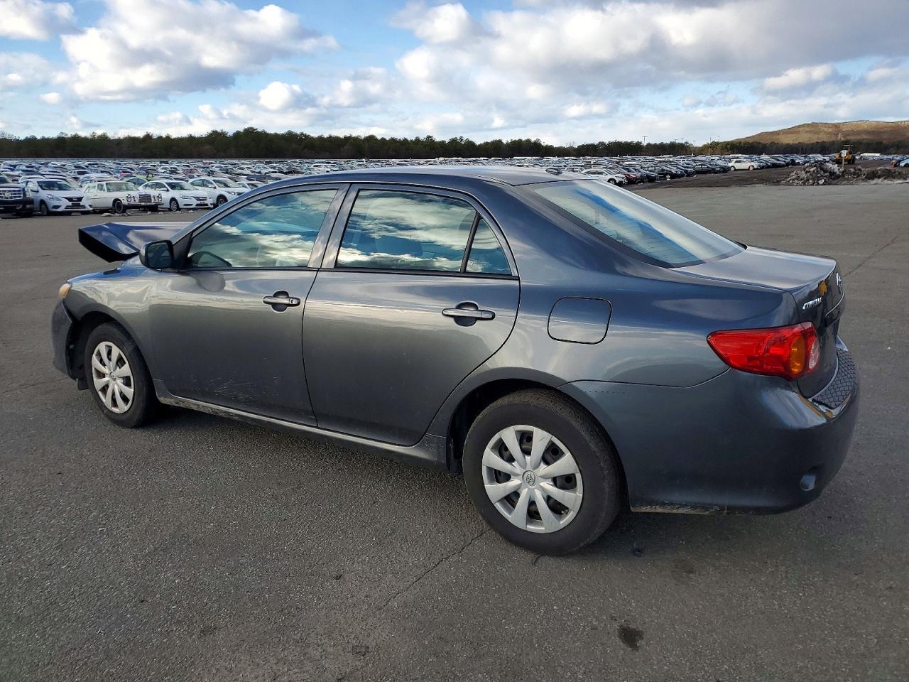 2010 TOYOTA COROLLA BASE photo 2