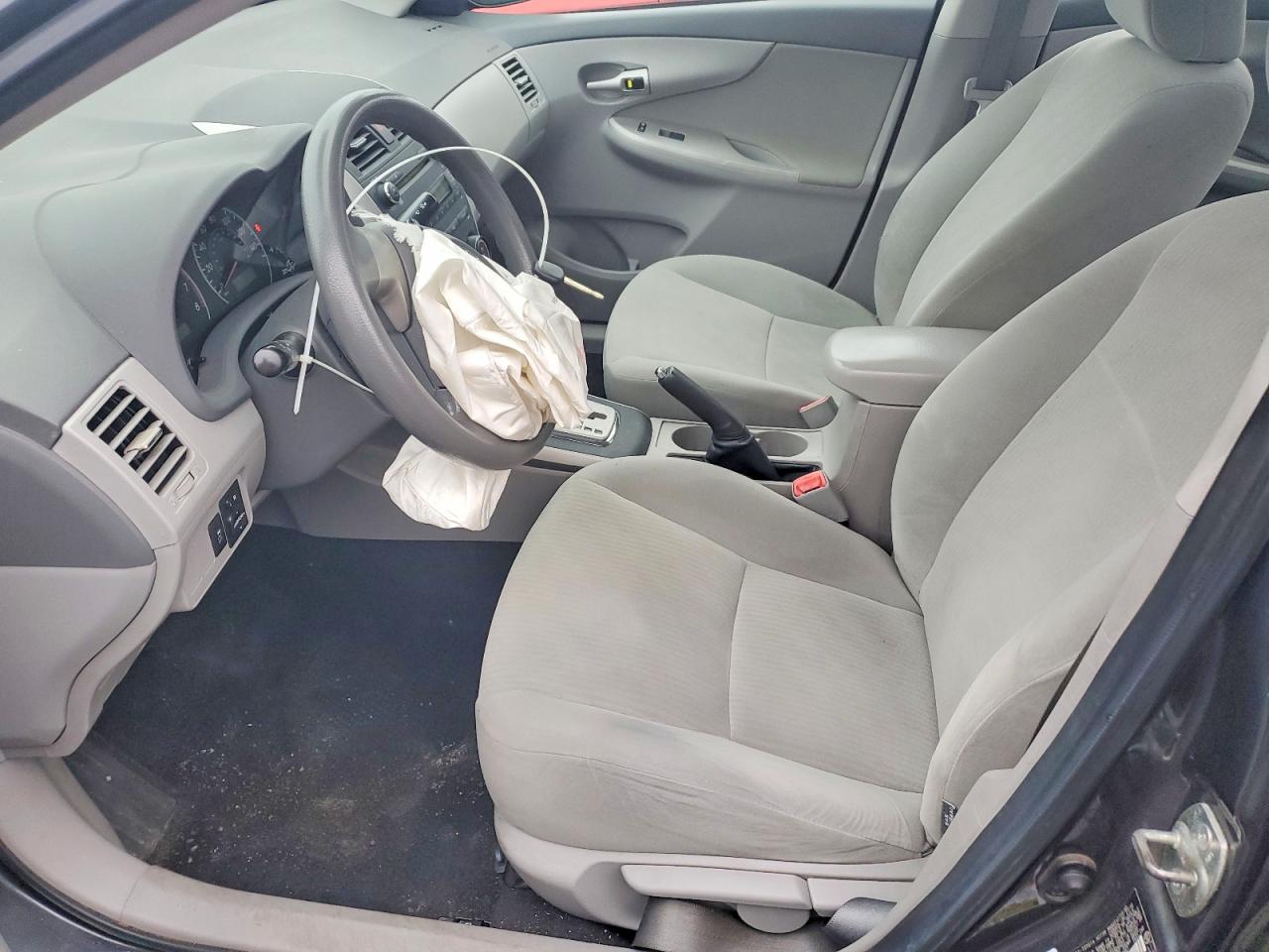 2010 TOYOTA COROLLA BASE photo 7