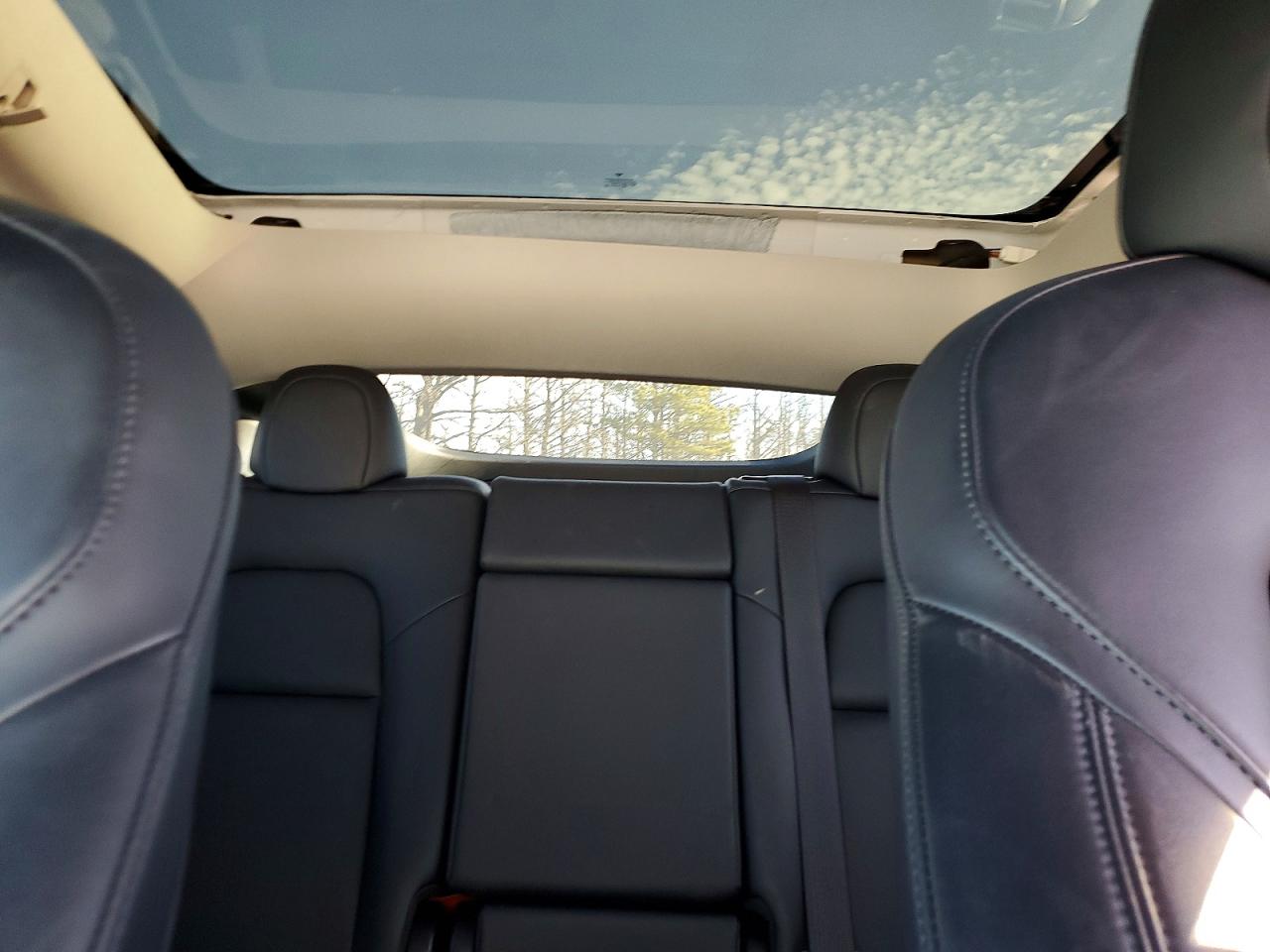 2021 TESLA MODEL Y photo 10