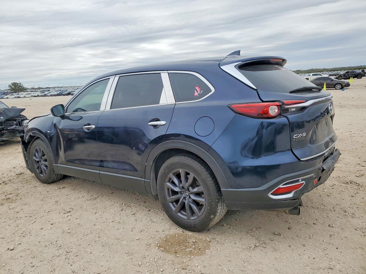 2016 MAZDA CX-9 TOURING photo 2