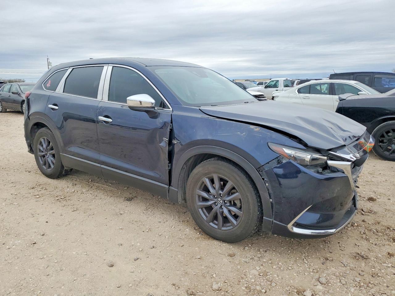 2016 MAZDA CX-9 TOURING photo 4