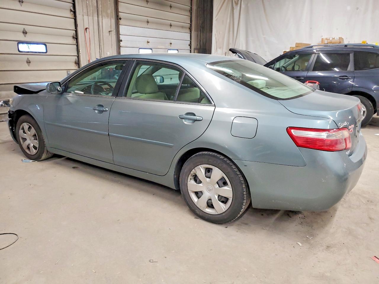 2009 TOYOTA CAMRY BASE photo 2