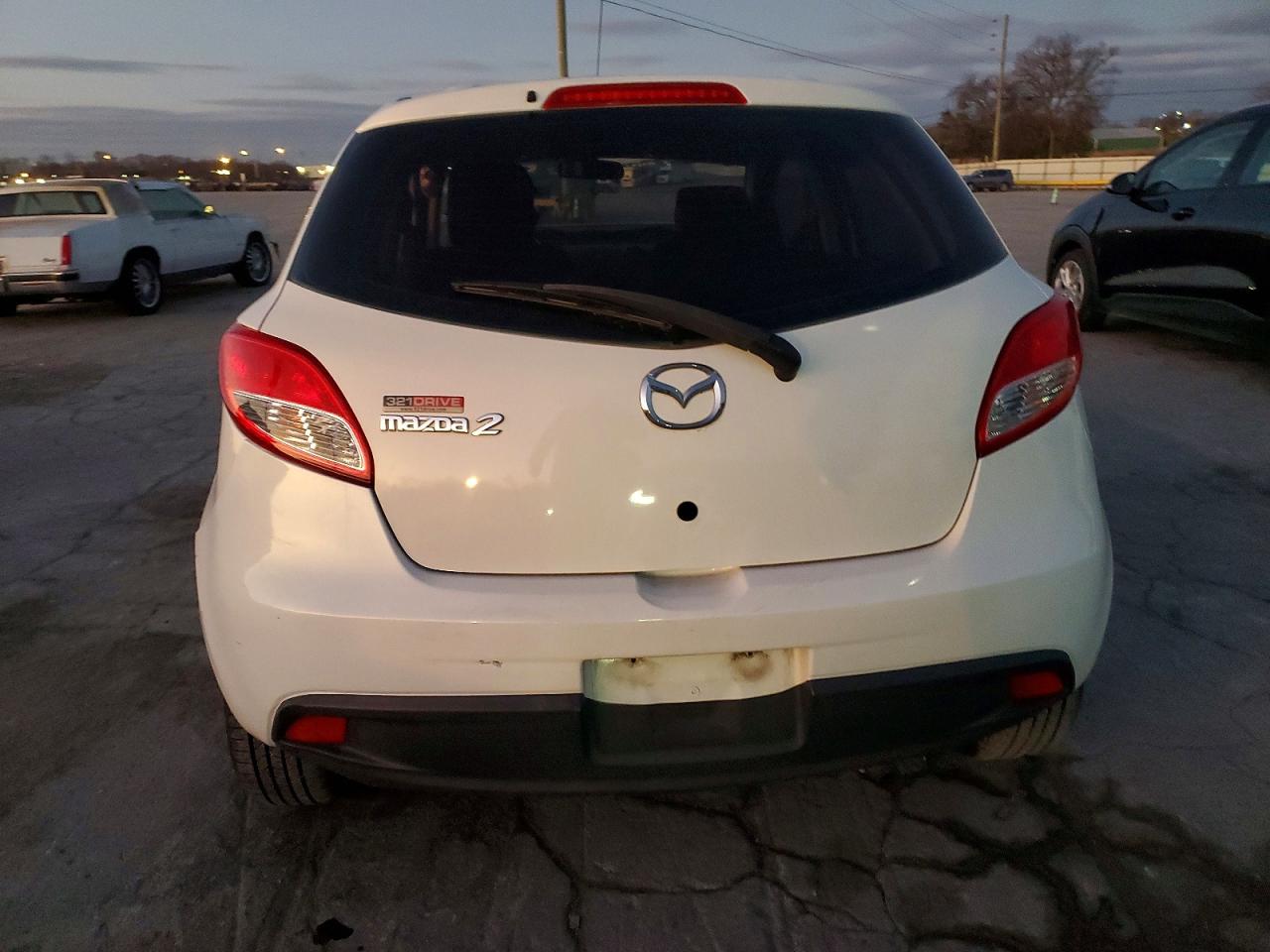 2014 MAZDA MAZDA2 SPORT photo 11