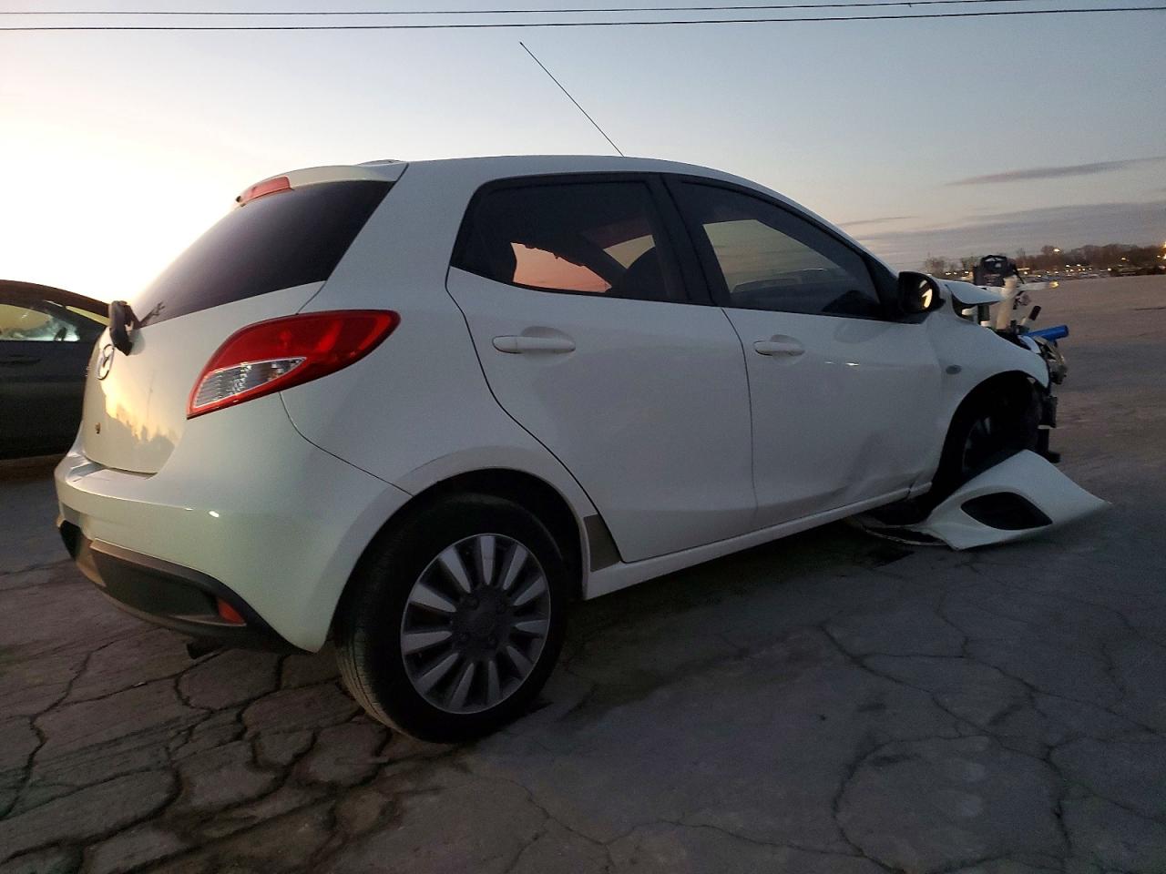 2014 MAZDA MAZDA2 SPORT photo 5