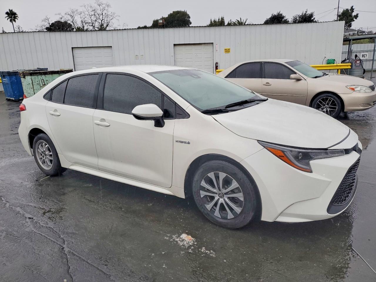 2021 TOYOTA COROLLA photo 7