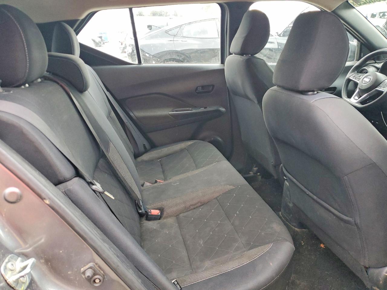 2020 NISSAN KICKS S photo 10