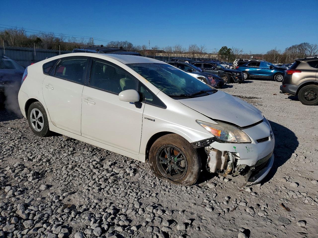 2013 TOYOTA PRIUS photo 4