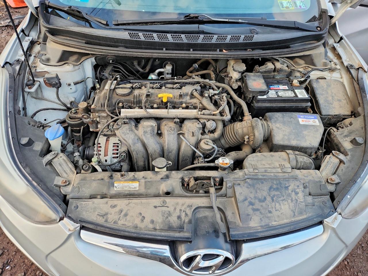 2014 HYUNDAI ELANTRA SE photo 11