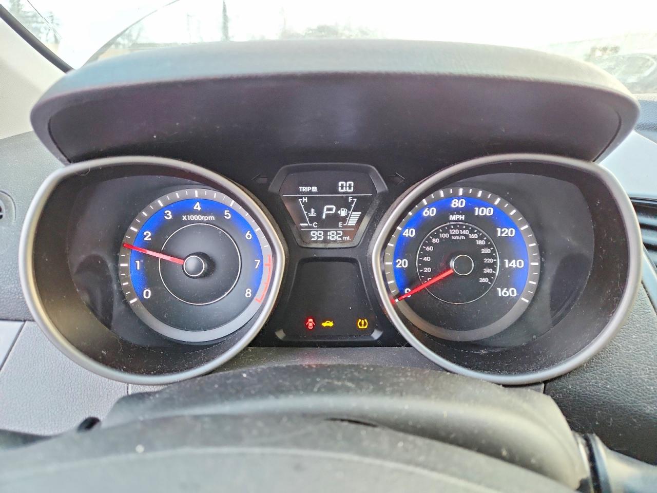 2014 HYUNDAI ELANTRA SE photo 9
