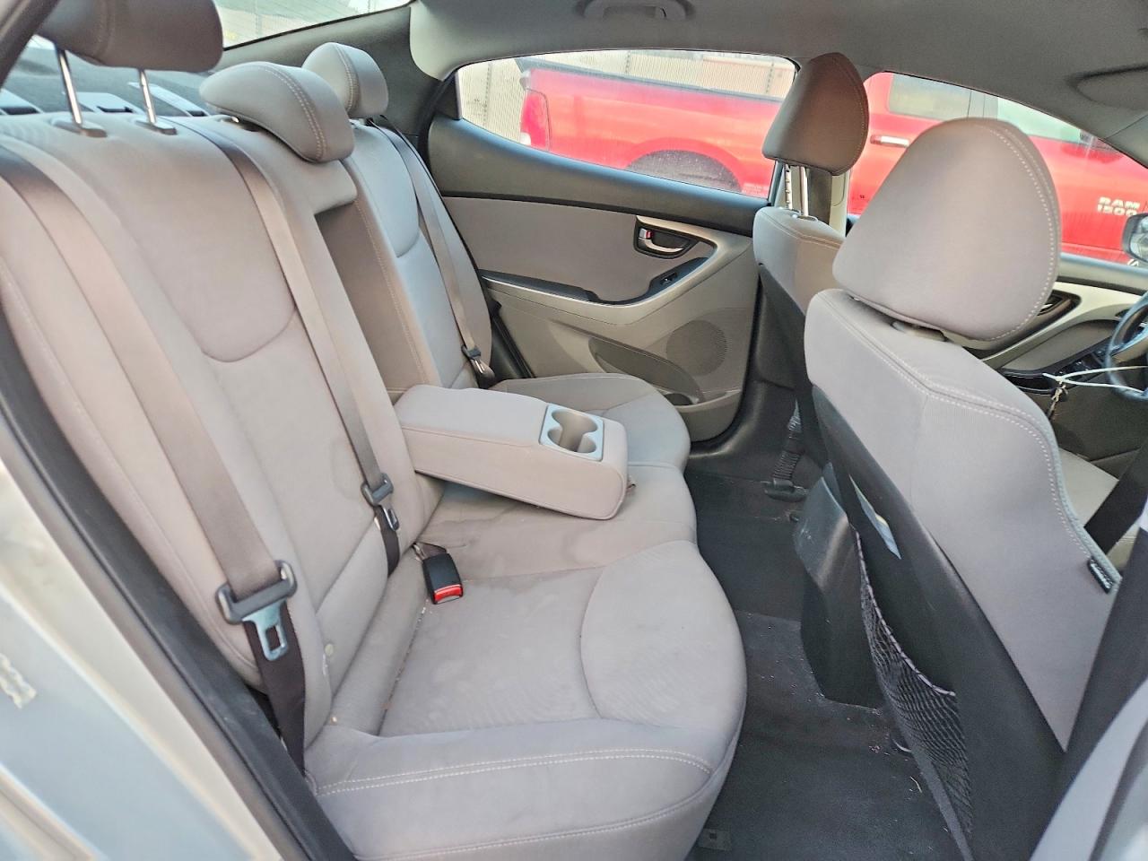 2014 HYUNDAI ELANTRA SE photo 10