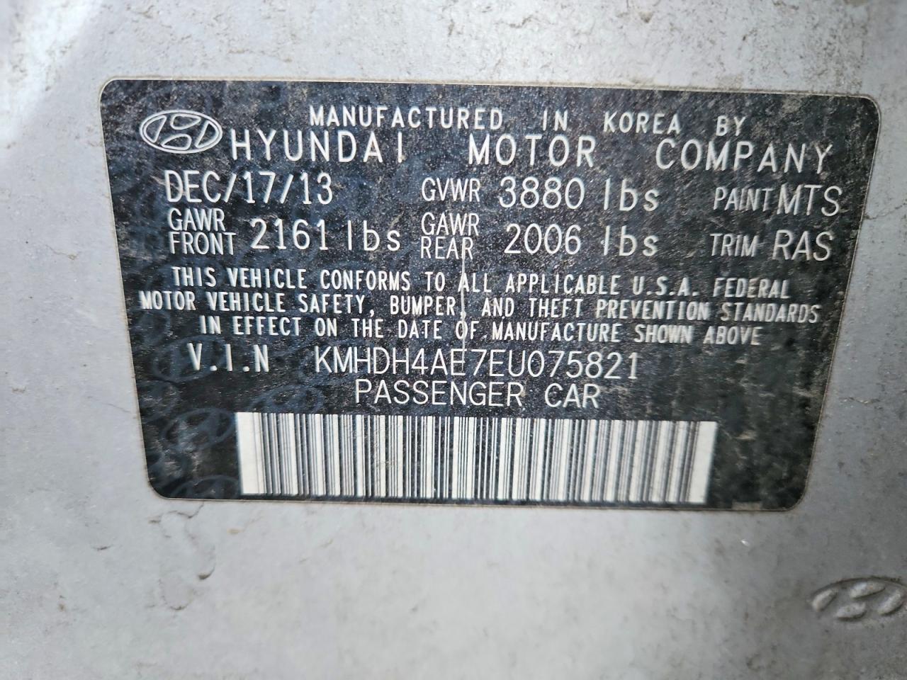 2014 HYUNDAI ELANTRA SE photo 12