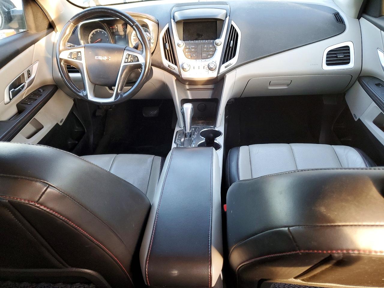 2013 GMC TERRAIN SLT photo 8