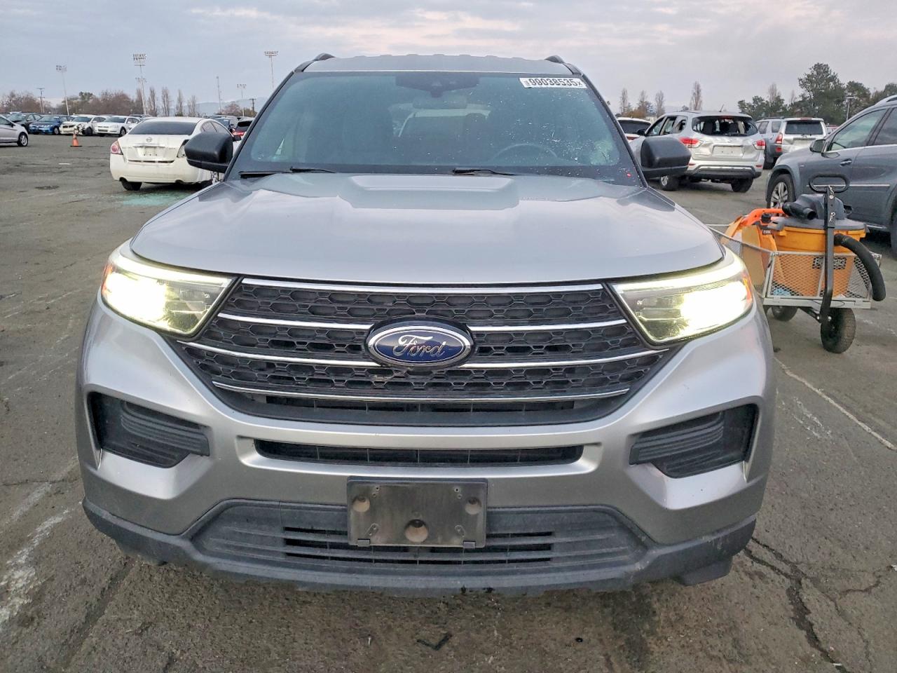 2020 FORD EXPLORER XLT photo 5