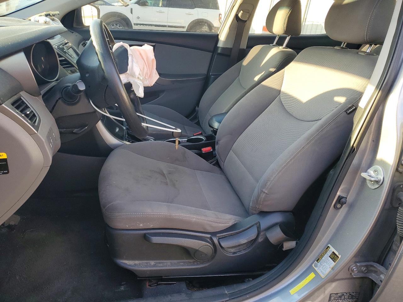 2014 HYUNDAI ELANTRA SE photo 7