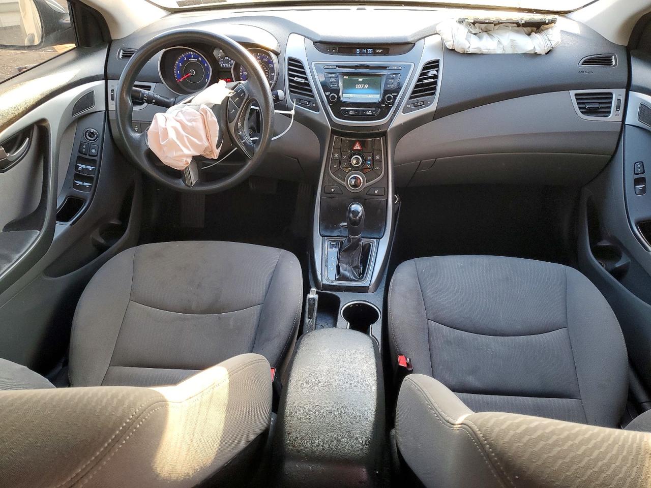 2014 HYUNDAI ELANTRA SE photo 8