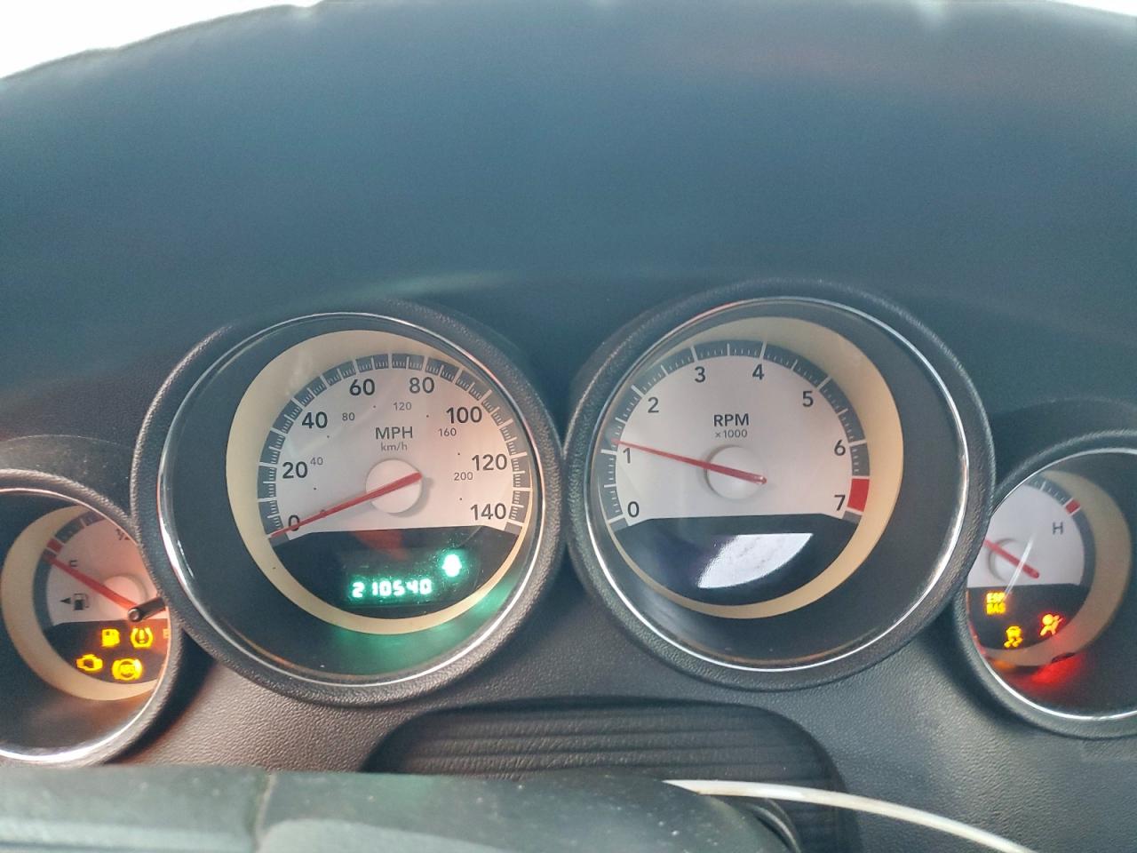2010 DODGE CHARGER SXT photo 9