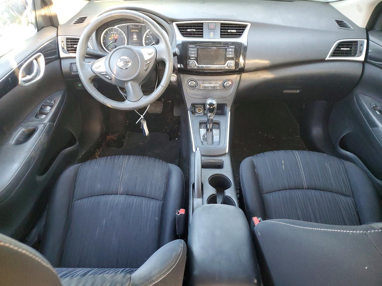 2016 NISSAN SENTRA S photo 8