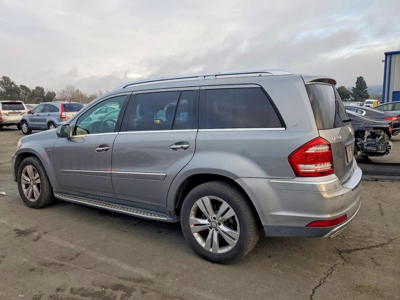 2010 MERCEDES-BENZ GL 350 BLUETEC photo 2